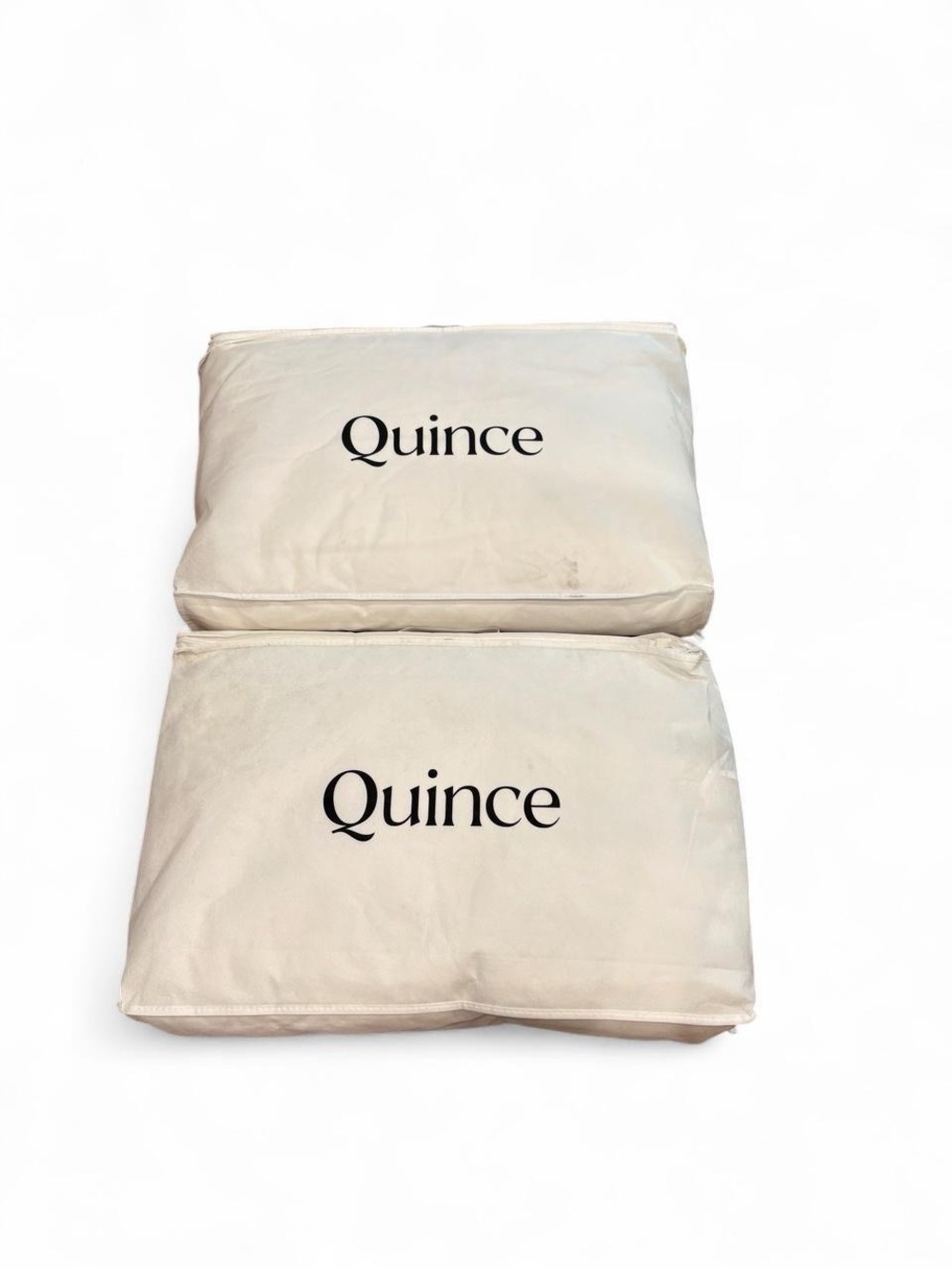 PACK OF 2: Quince Premium Down Soft Standard Pillows
BRAND NEW IN COVERS